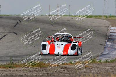 media/Apr-30-2023-CalClub SCCA (Sun) [[28405fd247]]/Group 4/Outside Grapevine/